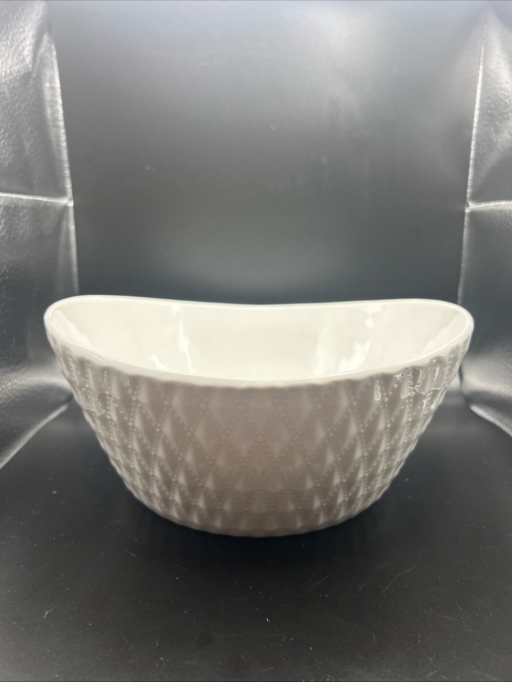 Over and Back 4-Piece ‘What a Dish’ Porcelain Serving Bowls with Diamond Pattern